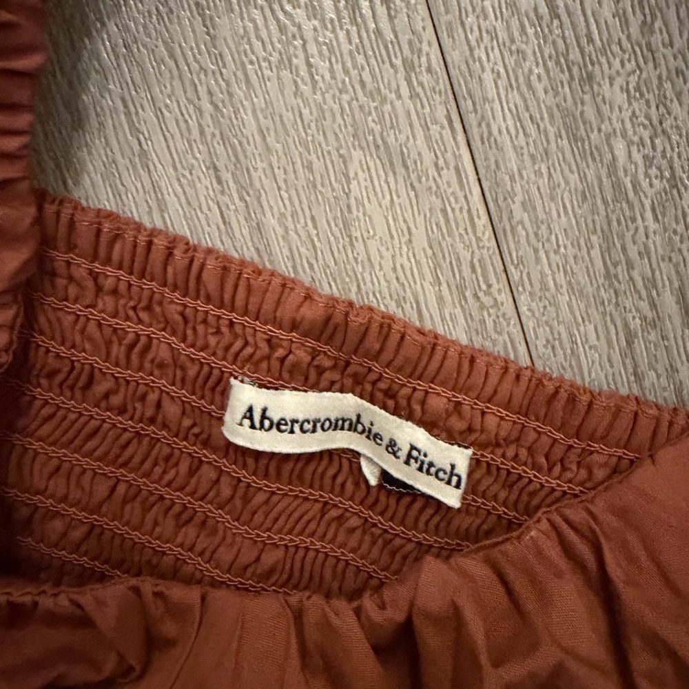 Abercrombie & Fitch rust babydoll top - Picture 3 of 4